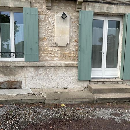 Apartamento T2 Renove Proche Des Arenes Saintes Exterior foto
