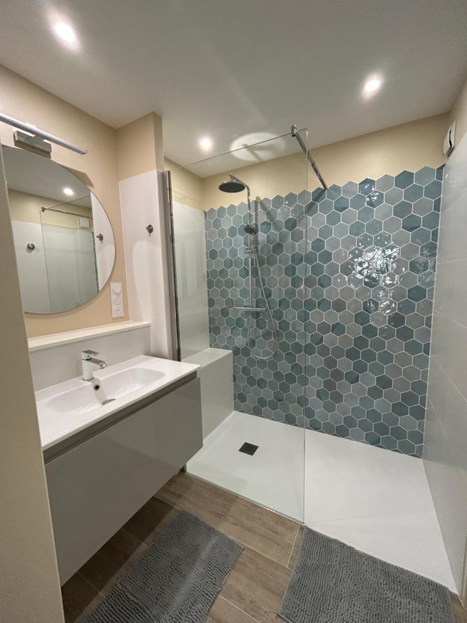 Apartamento T2 Renove Proche Des Arenes Saintes Exterior foto