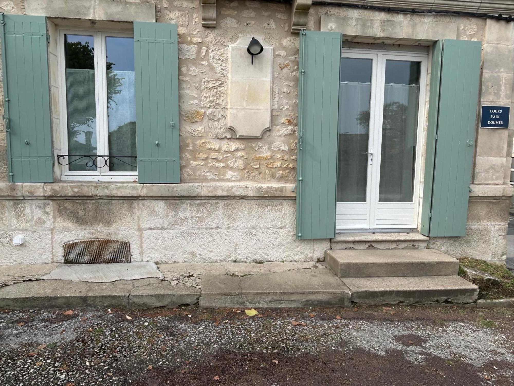 Apartamento T2 Renove Proche Des Arenes Saintes Exterior foto
